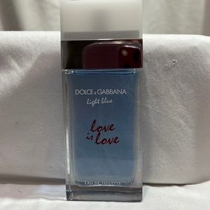Dolce & Gabbana, Light Blue - Love is Love perfume